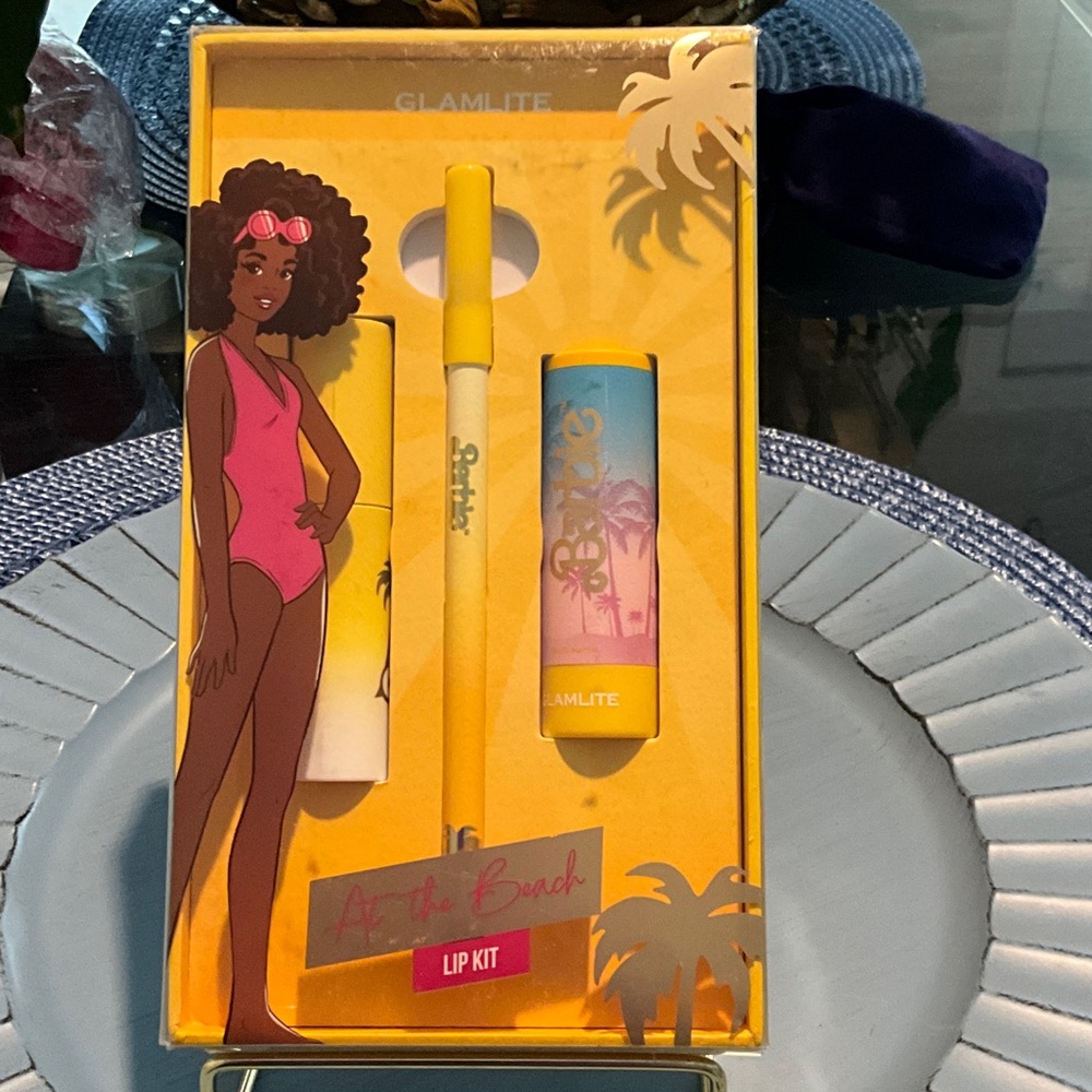 NIB Barbie Glam Lite “At The Beach” Lip Kit